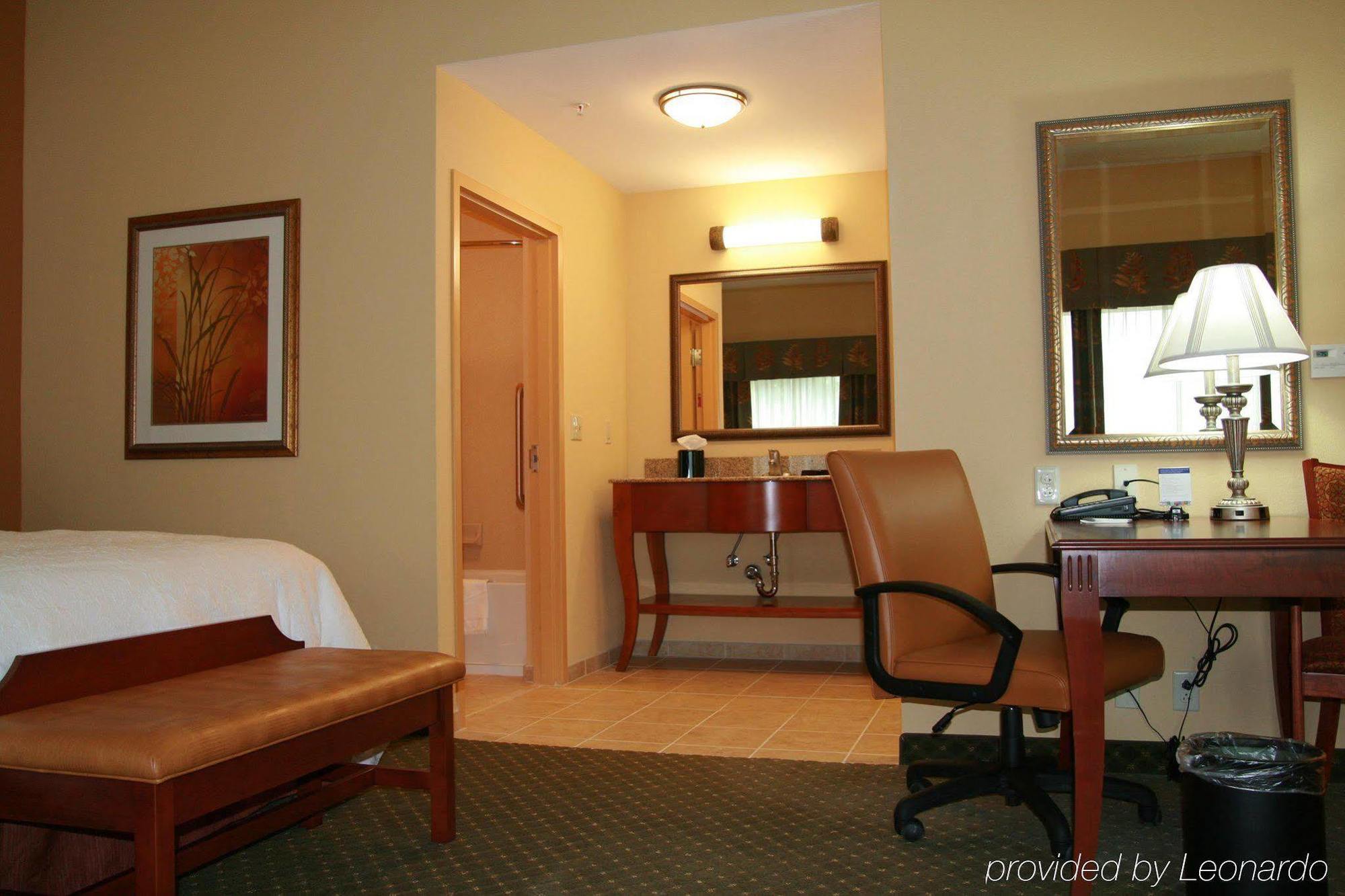 Hampton Inn & Suites Port Richey Værelse billede